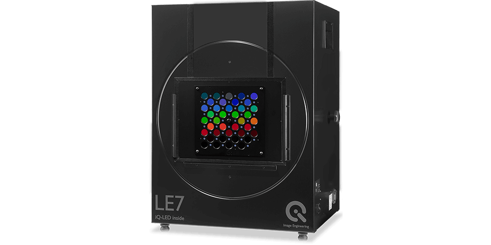 The LE7 spectrally tunable light source